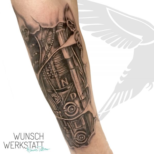 Tattoo Unterarm Mechanik Innenleben