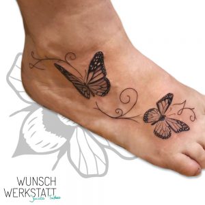 Wunschwerkstatt Jacobs Tattoo Schmetterlinge am Fuß